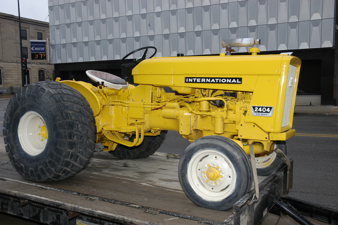 International Harvester Farmall 2404 Lo Boy Yellow